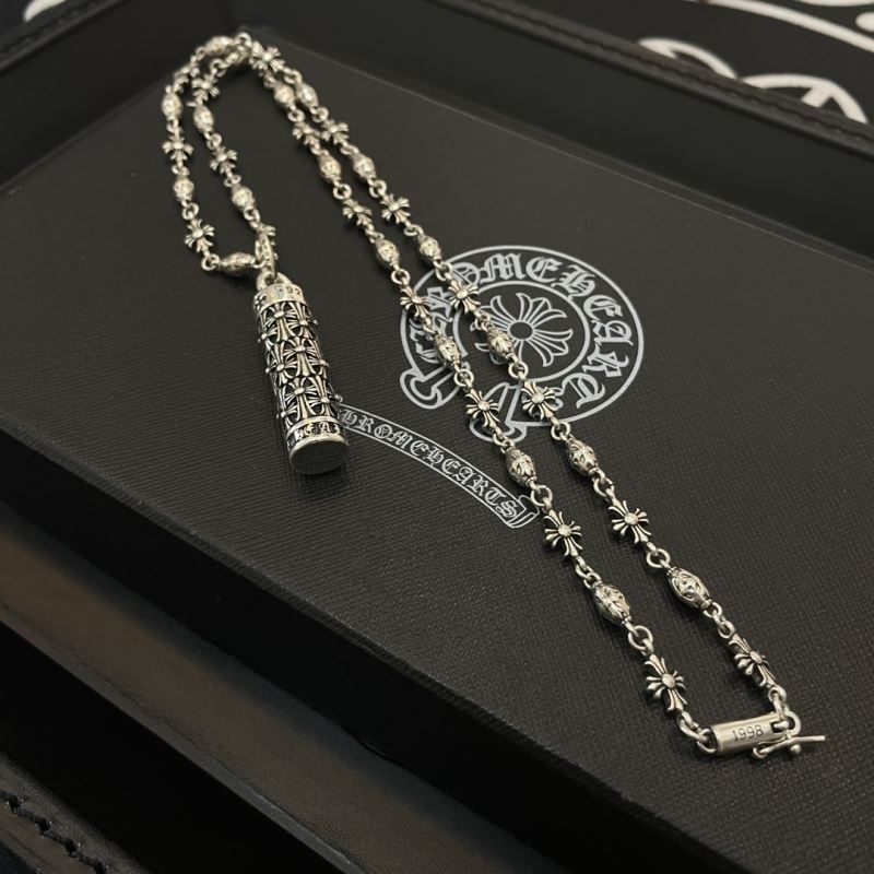 Ch*0me He**ts necklaces